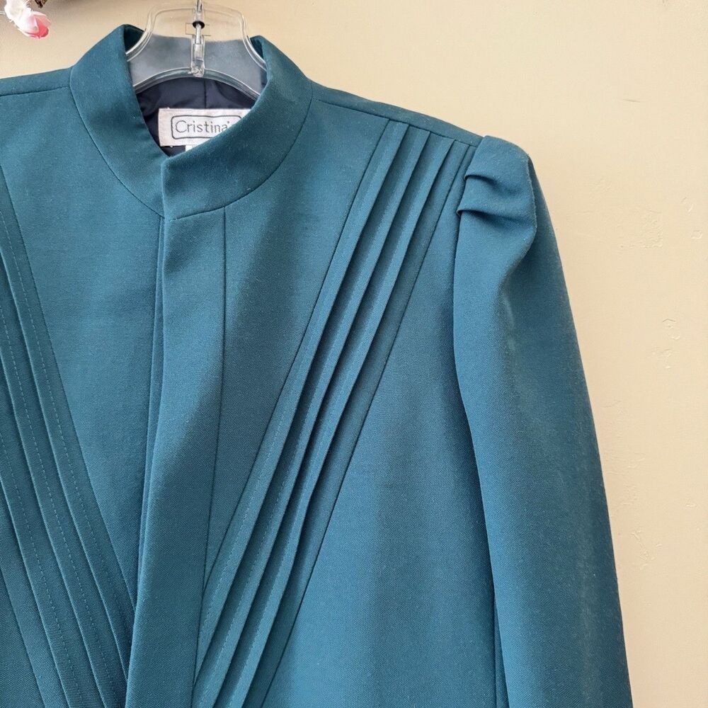 Cristina's Skirt Suit Set Green Size 11 / 12